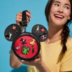 Disney Mickey Mouse Icon Pin Trading Bag -Disney 3805056580080 7