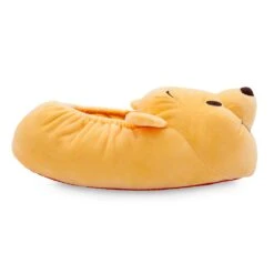 Disney Winnie The Pooh Plush Slippers For Adults 8 Disney Winnie The Pooh Plush Slippers For Adults -Disney 4202000440188 2